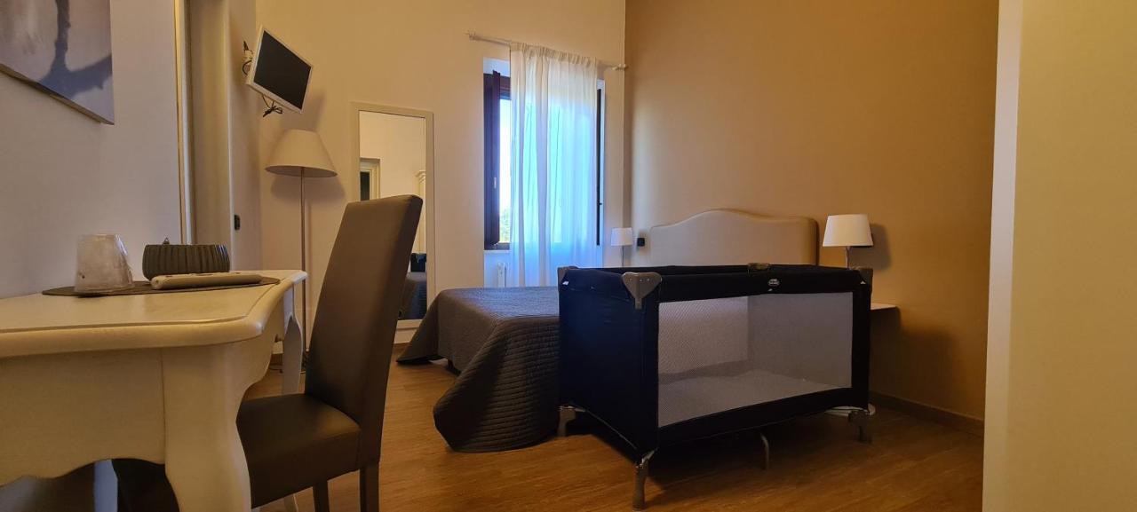 Il Casale Degli Ulivi - Agriturismo - Tenimenti Leone Lanuvio Extérieur photo
