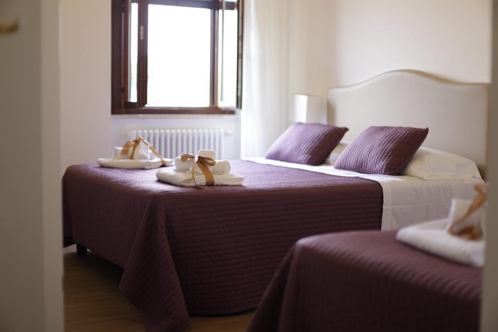 Il Casale Degli Ulivi - Agriturismo - Tenimenti Leone Lanuvio Extérieur photo