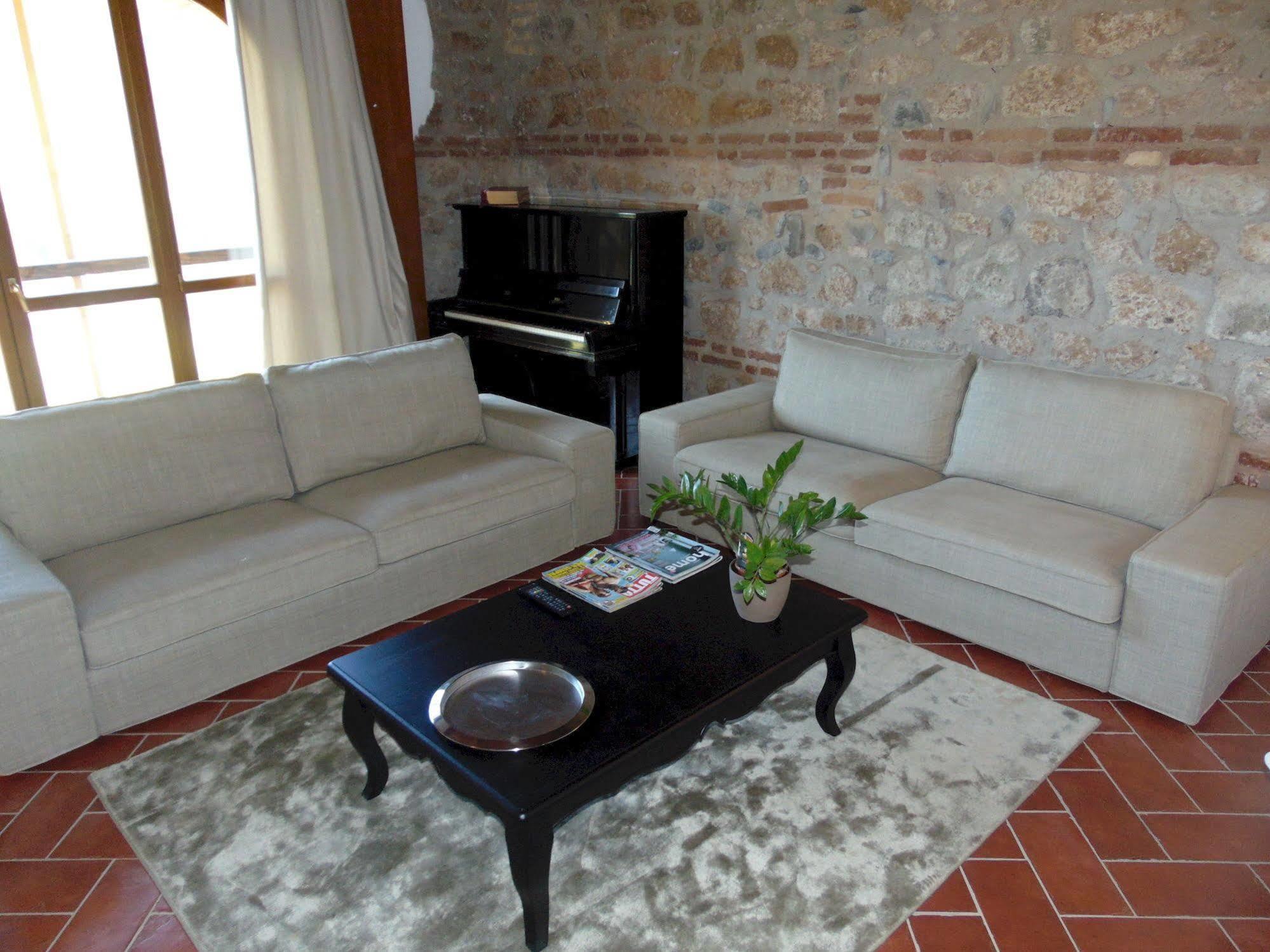 Il Casale Degli Ulivi - Agriturismo - Tenimenti Leone Lanuvio Extérieur photo